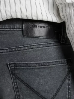 J702 - ETHAN WASH-John Varvatos Outlet