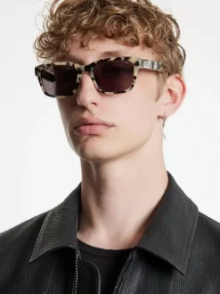 JV561-John Varvatos New